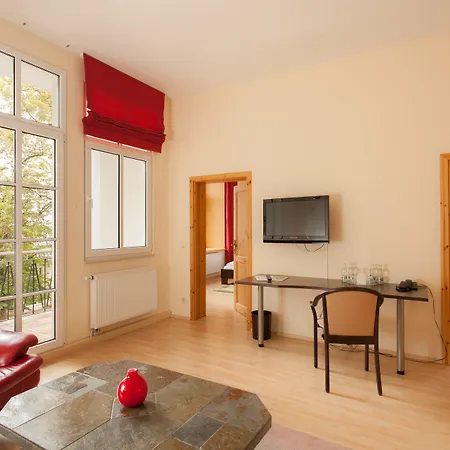 Kulturhotel Kaiserhof 4* 바드리벤쉬타인